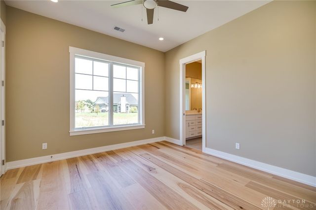 9882 Saddle Creek Trail, Centerville, OH 45458