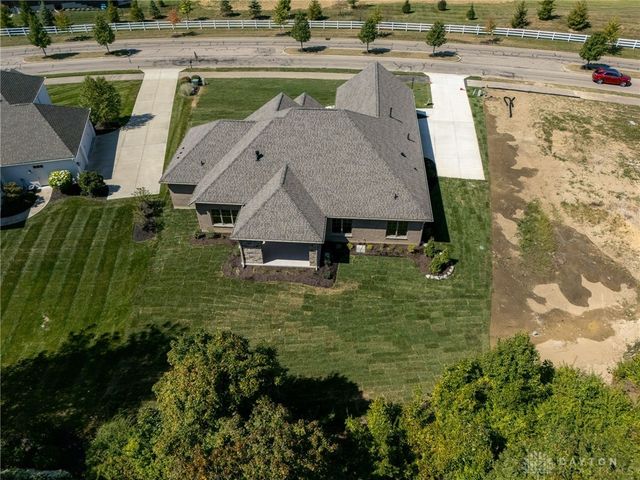 9882 Saddle Creek Trail, Centerville, OH 45458