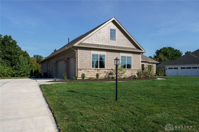 9882 Saddle Creek Trail, Centerville, OH 45458