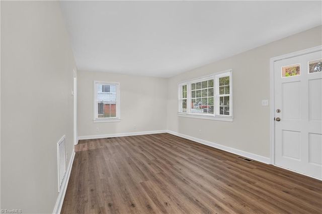 520 Ashburn Street, High Point, NC 27260