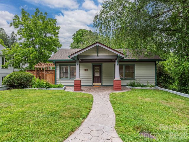 136 Assembly Street, Waynesville, NC 28786