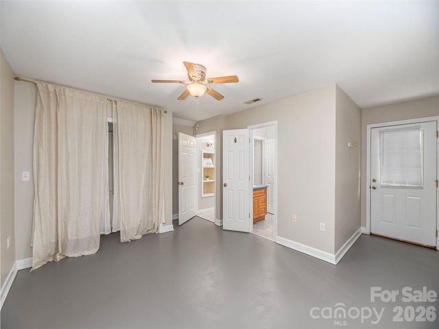 136 Assembly Street, Waynesville, NC 28786