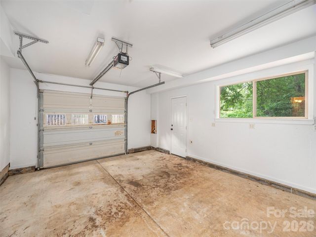 136 Assembly Street, Waynesville, NC 28786