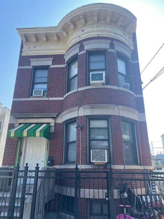 3331 100th Street, Corona, NY 11368