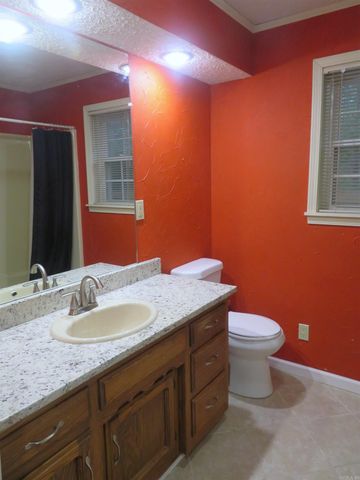 807 North Park Drive, Arkadelphia, AR 71923