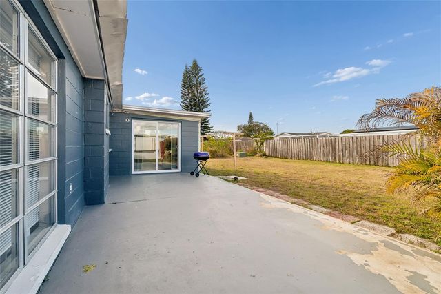 3347 ROXBURY DRIVE, Holiday, FL 34691