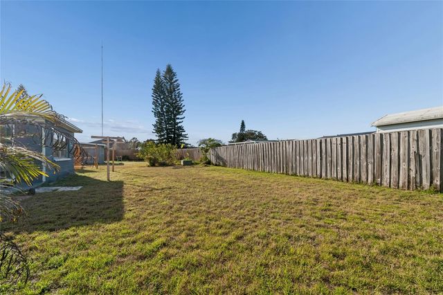 3347 ROXBURY DRIVE, Holiday, FL 34691