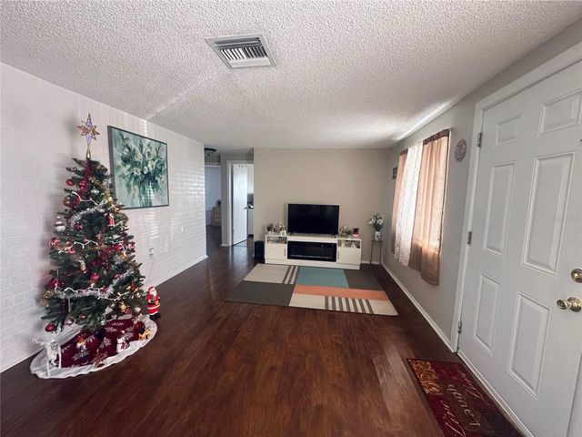 3347 ROXBURY DRIVE, Holiday, FL 34691