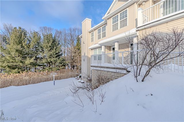 5080 Whispering Oaks Boulevard, Parma, OH 44134