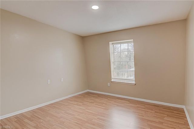 3830 Country Club Road H, Winston-salem, NC 27104