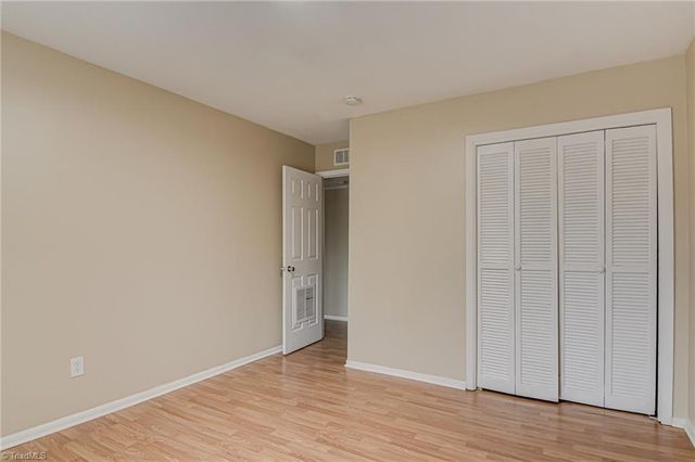 3830 Country Club Road H, Winston-salem, NC 27104