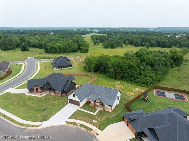 2610 Norman Lane, Greenwood, AR 72936