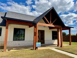 2610 Norman Lane, Greenwood, AR 72936