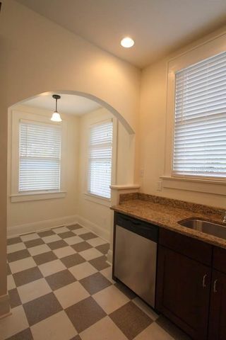 2404 N MORGAN STREET, Tampa, FL 33602