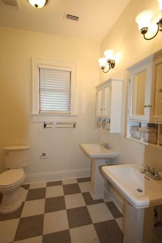 2404 N MORGAN STREET, Tampa, FL 33602