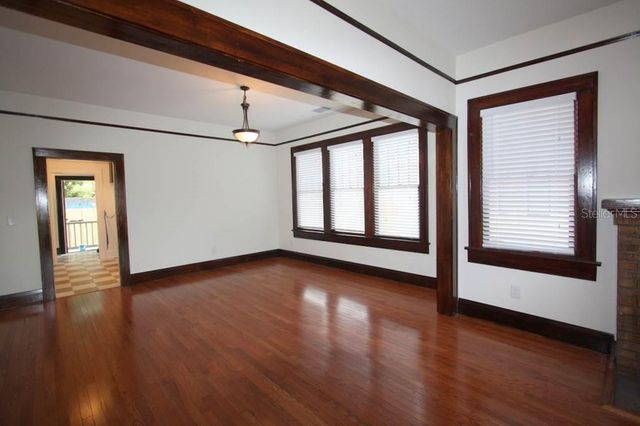 2404 N MORGAN STREET, Tampa, FL 33602