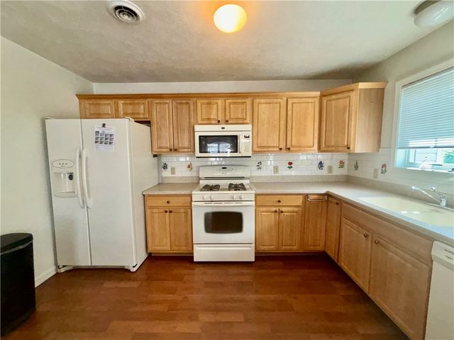 431 Hawley Drive, Canandaigua City, NY 14424