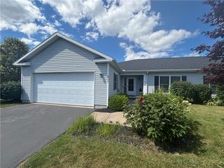431 Hawley Drive, Canandaigua City, NY 14424