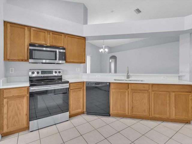 12824 KINGS LAKE DRIVE, Gibsonton, FL 33534