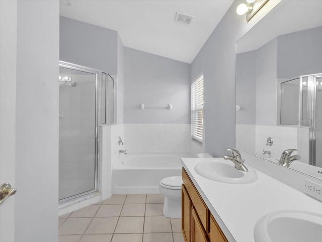 12824 KINGS LAKE DRIVE, Gibsonton, FL 33534