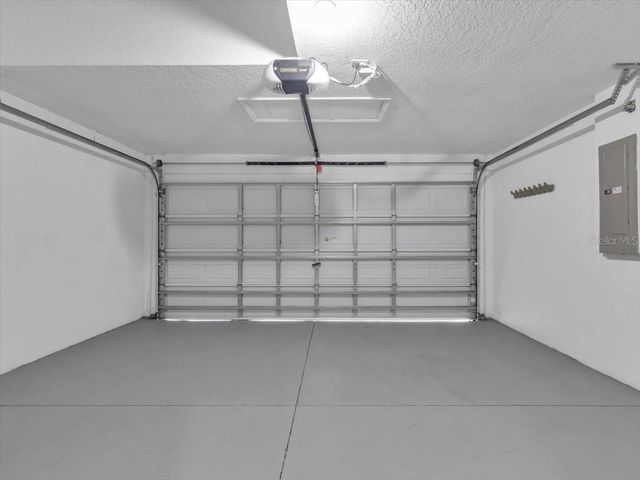 12824 KINGS LAKE DRIVE, Gibsonton, FL 33534