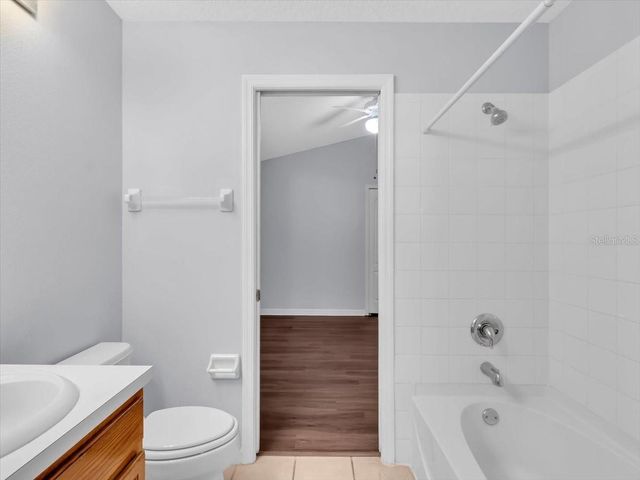 12824 KINGS LAKE DRIVE, Gibsonton, FL 33534