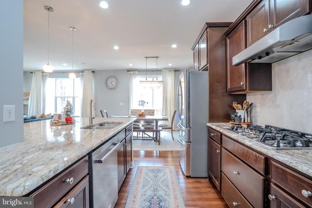 101 BAKER ST, Monmouth Junction, NJ 08852