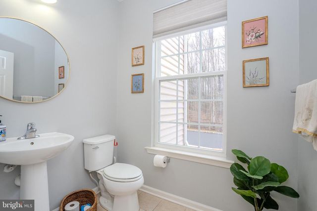 101 BAKER ST, Monmouth Junction, NJ 08852