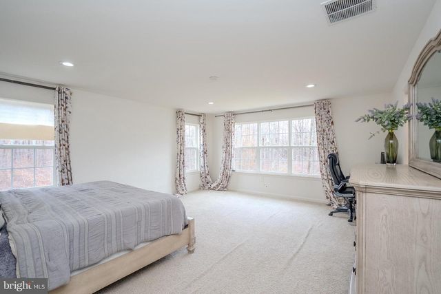 101 BAKER ST, Monmouth Junction, NJ 08852