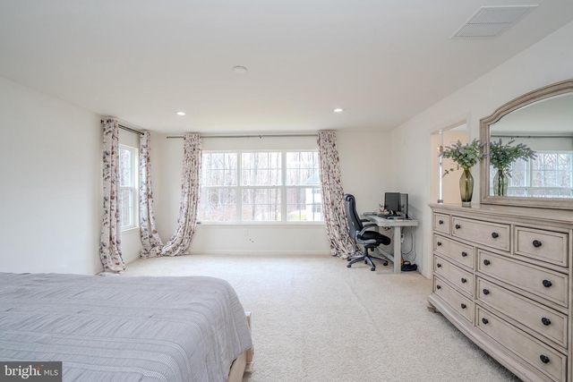 101 BAKER ST, Monmouth Junction, NJ 08852