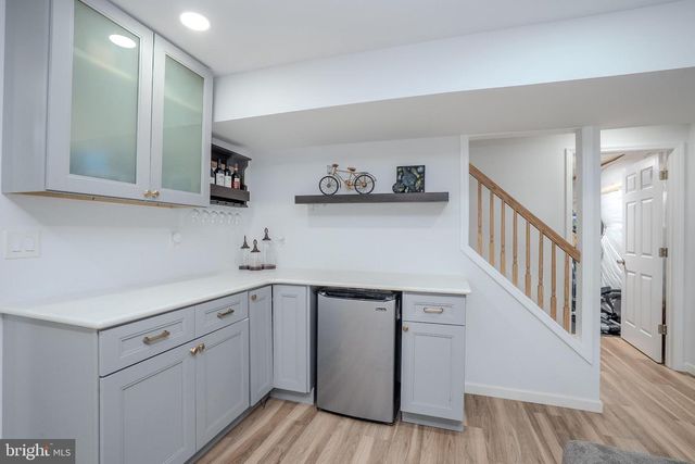 101 BAKER ST, Monmouth Junction, NJ 08852