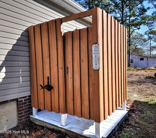 166 NE 5th Street, Oak Island, NC 28465