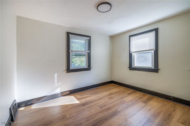 849 Glenn Street, Akron, OH 44320