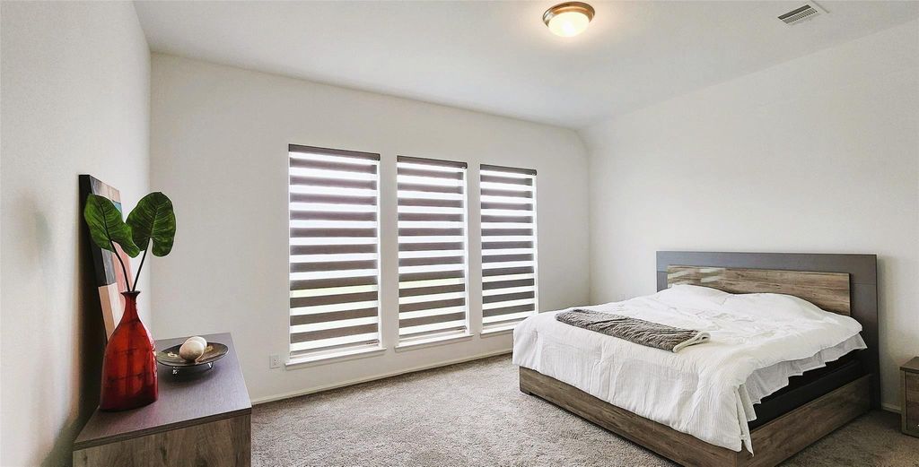 Image 10 of property listing at 26102 Herschel Heights Lane, Richmond, TX 77406