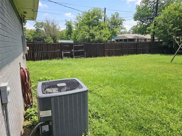 801 Ash Street, Bryan, TX 77803