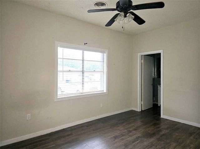 801 Ash Street, Bryan, TX 77803