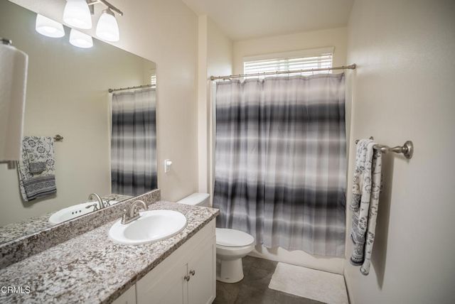 544 Nile River Drive, Oxnard, CA 93036
