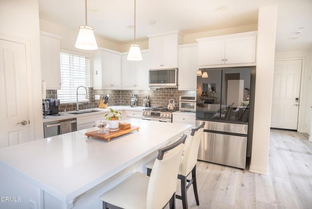 544 Nile River Drive, Oxnard, CA 93036