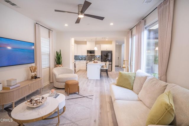 544 Nile River Drive, Oxnard, CA 93036