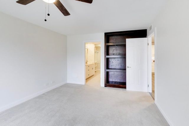 1 The Court of Harborside Court 202, Northbrook, IL 60062