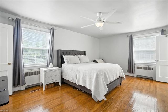207 Oak Grove RD, Norfolk, VA 23505