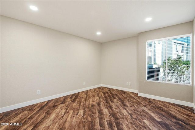 7350 N VIA PASEO DEL SUR -- M106, Scottsdale, AZ 85258