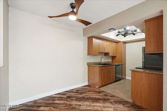 7350 N VIA PASEO DEL SUR -- M106, Scottsdale, AZ 85258
