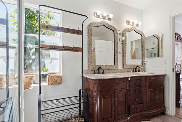 132 S Colombo 132, Tustin, CA 92780