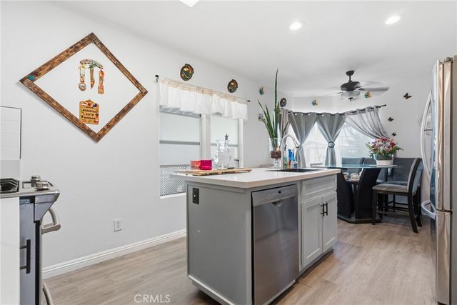 132 S Colombo 132, Tustin, CA 92780