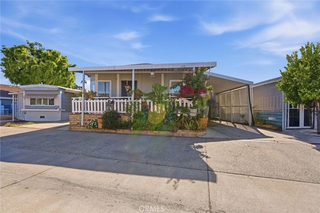 132 S Colombo 132, Tustin, CA 92780