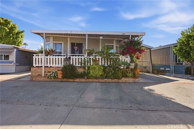 132 S Colombo 132, Tustin, CA 92780