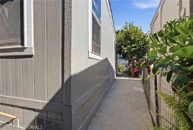 132 S Colombo 132, Tustin, CA 92780