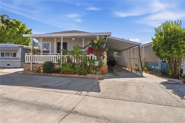 132 S Colombo 132, Tustin, CA 92780