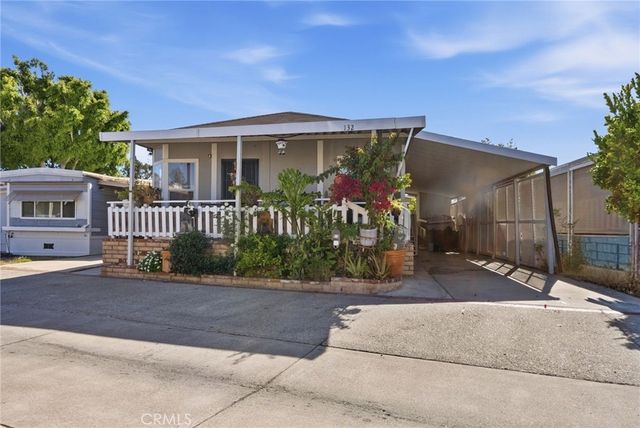 132 S Colombo 132, Tustin, CA 92780